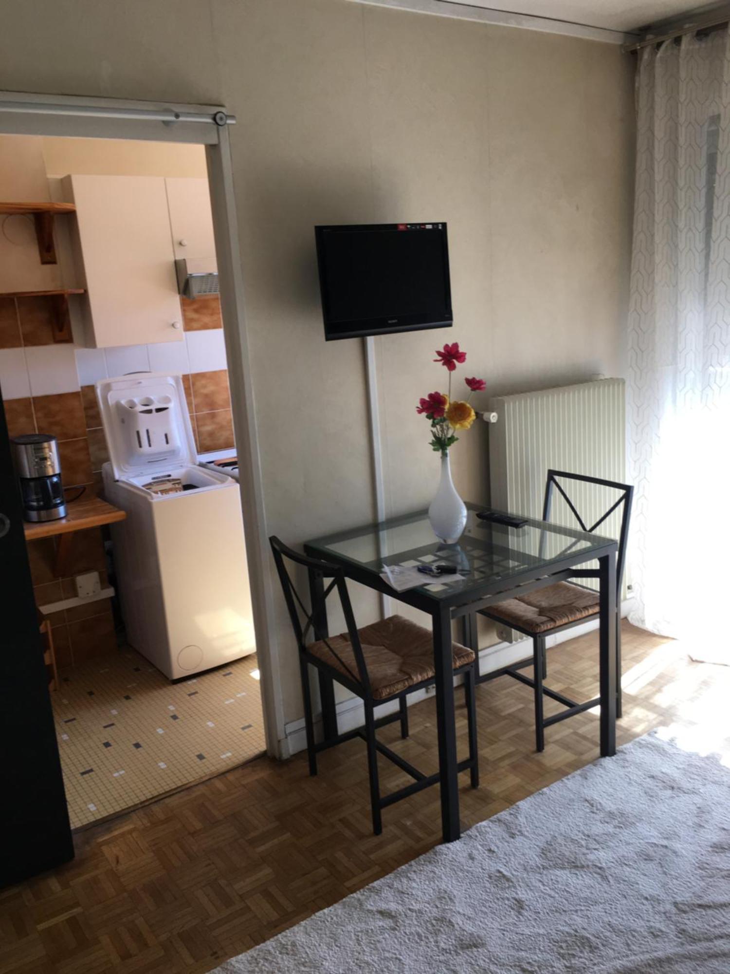 Apartamento Studio Meuble Charenton-le-Pont Exterior foto
